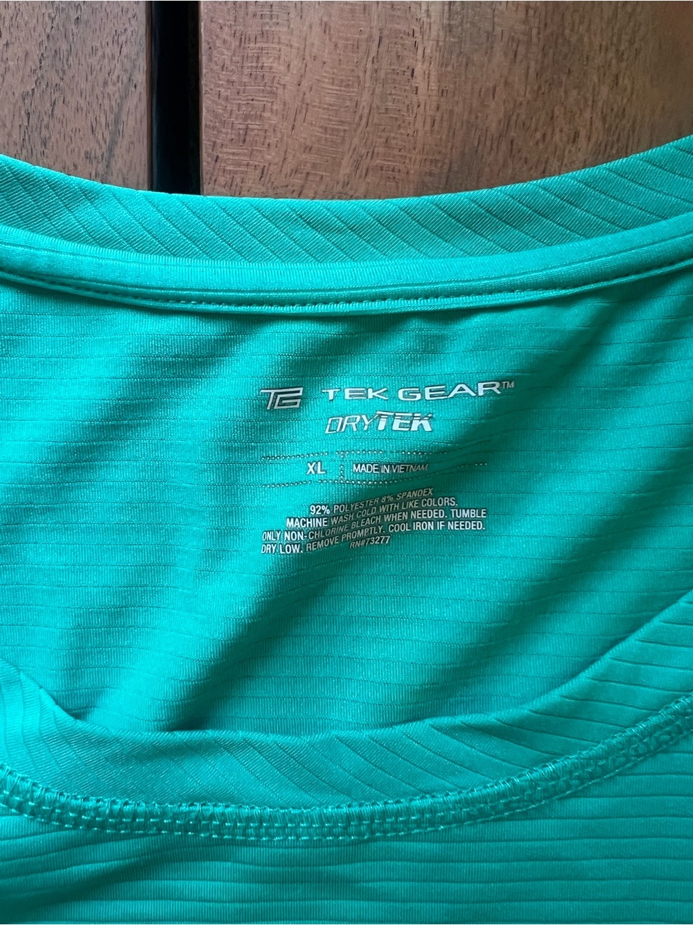 Bundle - Women's Performance Scoop Neck Tee - Green & Black - Picture 6 of 7